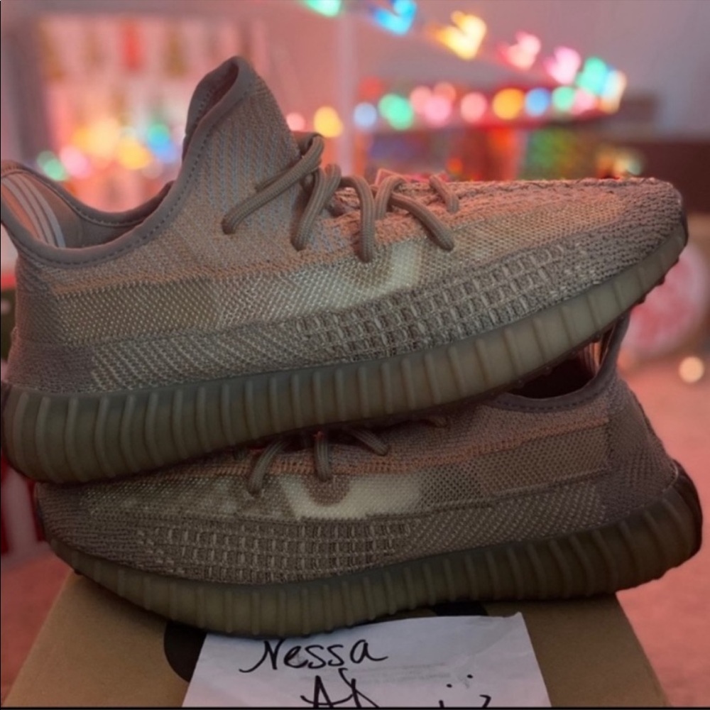 Yeezy v2 350 “Sand Taupe”